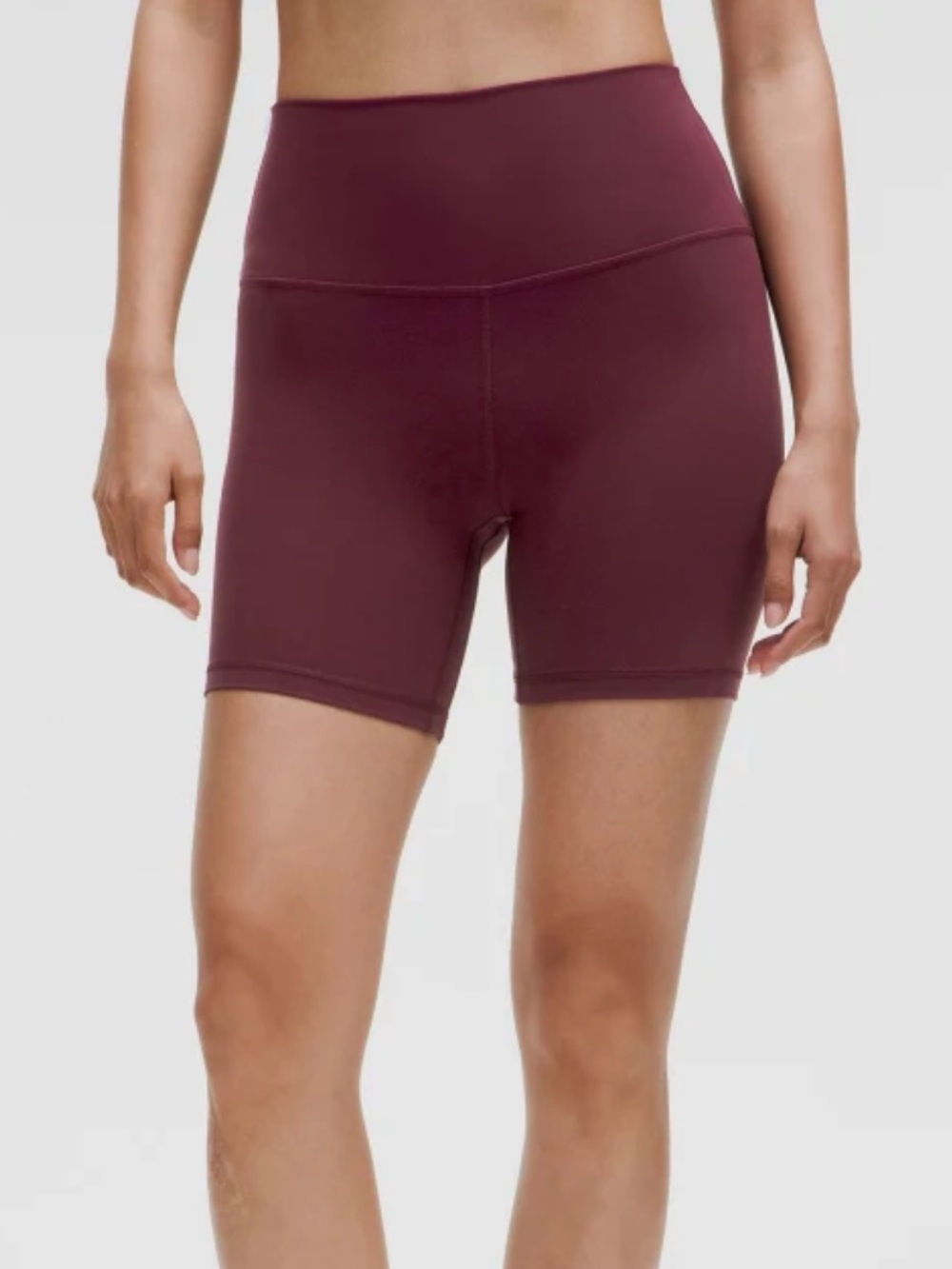 lululemon Align™ High-Rise Short 6"
Colour Garnet size 4